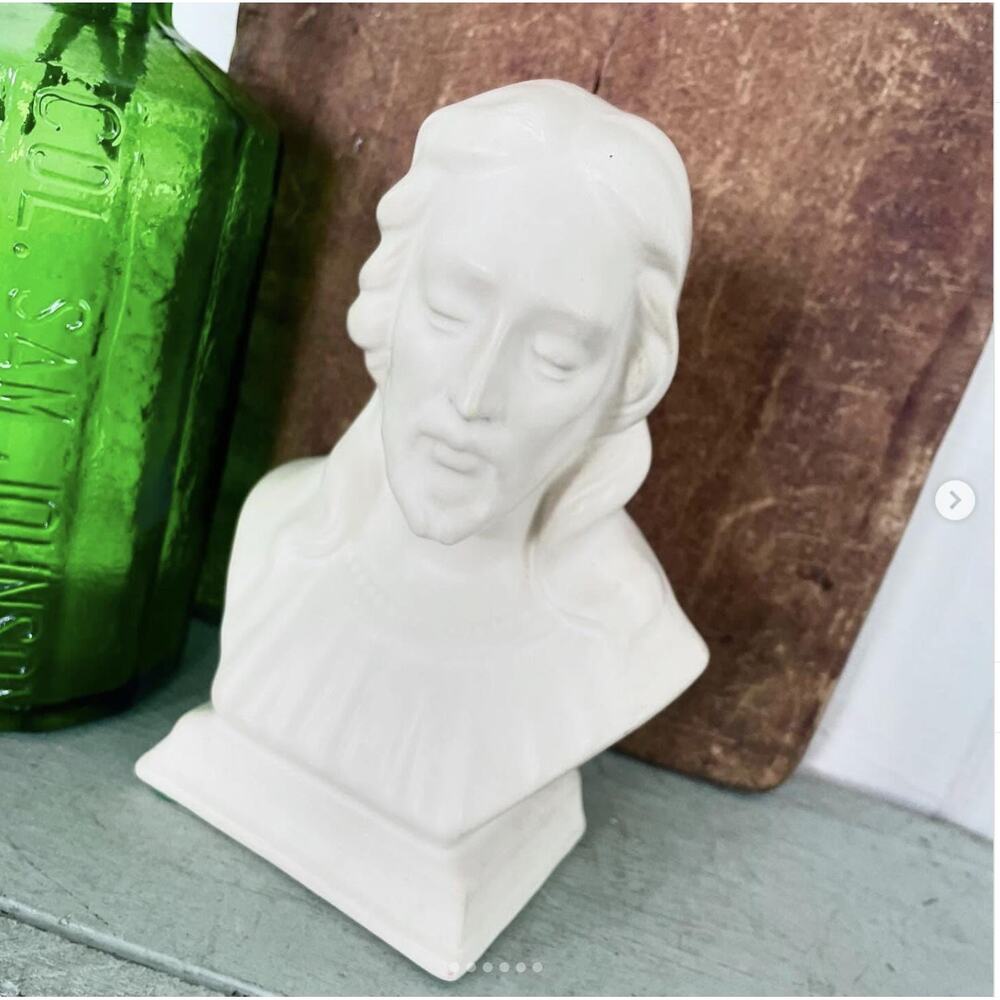 Vintage Jesus White Porcelain Ceramic Figurine Bust Statue Incised 1004 USA